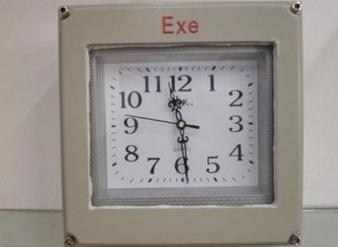 點擊查看詳細信息<br>標題：BSZ2010型防爆石英鐘 閱讀次數(shù)：2472