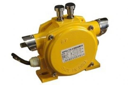 點(diǎn)擊查看詳細(xì)信息<br>標(biāo)題：SL-3雙向拉繩開關(guān) 閱讀次數(shù)：1705