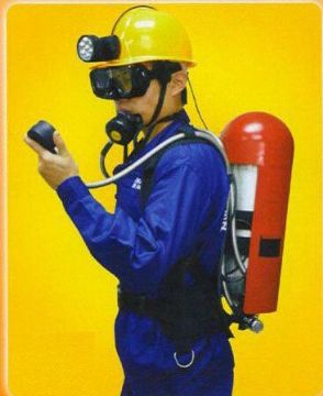 點(diǎn)擊查看詳細(xì)信息<br>標(biāo)題：潛水空氣呼吸器型 閱讀次數(shù)：3053