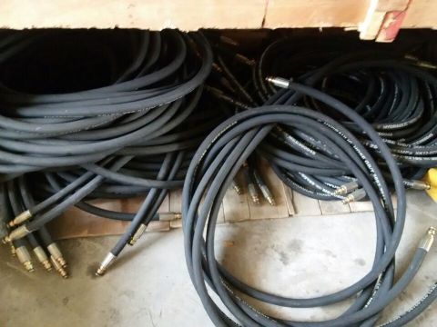 點(diǎn)擊查看詳細(xì)信息<br>標(biāo)題：膠管高壓膠管 直徑19 直徑25  15898635797 閱讀次數(shù)：2040