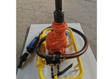 點(diǎn)擊查看詳細(xì)信息<br>標(biāo)題：ZQSZ-1404.1-架座支撐氣動手持式鉆機(jī) 閱讀次數(shù)：1301