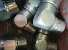 點擊查看詳細信息<br>標題：直角旋轉水接頭 閱讀次數(shù)：1827